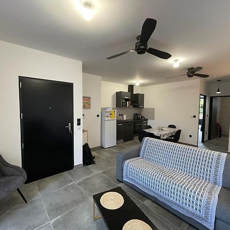 Apartmán Leu Girembelle Saint-Leu Exteriér fotografie